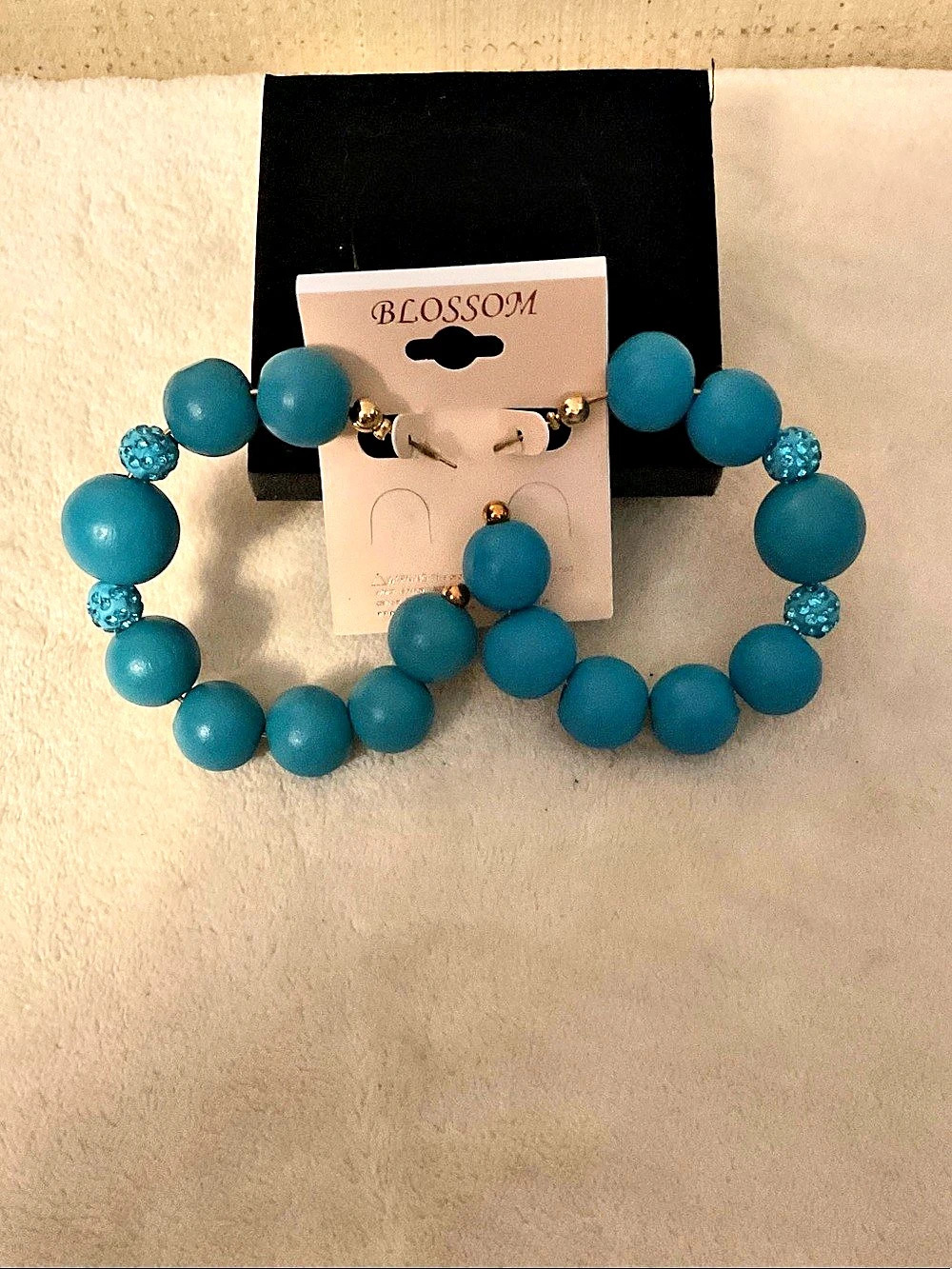 BLOSSOM Blue Beaded Bracelet & Earrings NWT